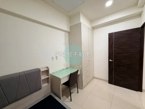 2 bedrooms apartment for rent in Anping District, Tainan City | NT$ 25 000 | 12 ping slide 5