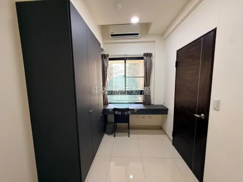 2 bedrooms apartment for rent in Anping District, Tainan City | NT$ 25 000 | 12 ping slide 7