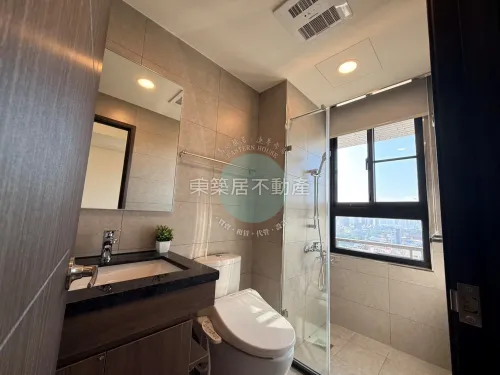 3 bedrooms apartment for rent in Sanmin District, Kaohsiung City | NT$ 33 800 | 20 ping slide 8
