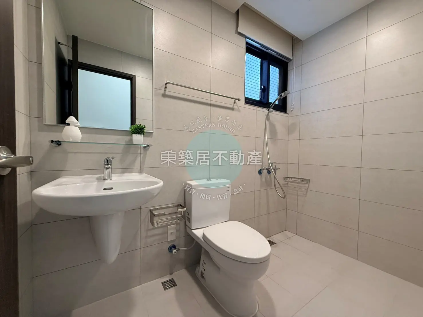 3 bedrooms apartment for rent in Sanmin District, Kaohsiung City | NT$ 33 800 | 20 ping slide 13
