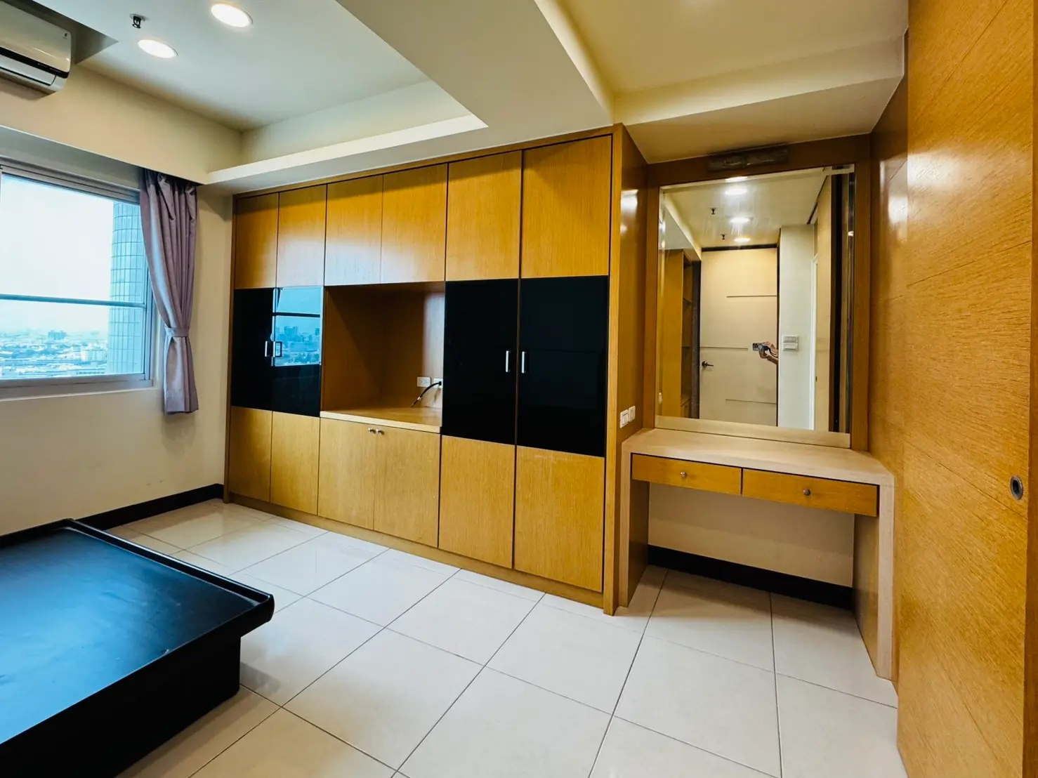 4 bedrooms apartment for rent in North District, Tainan City | NT$ 38 000 | 32 ping slide 11