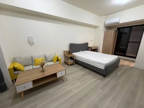 公寓 出租 TWD 23 000 - 大中二路 - 獨立套房