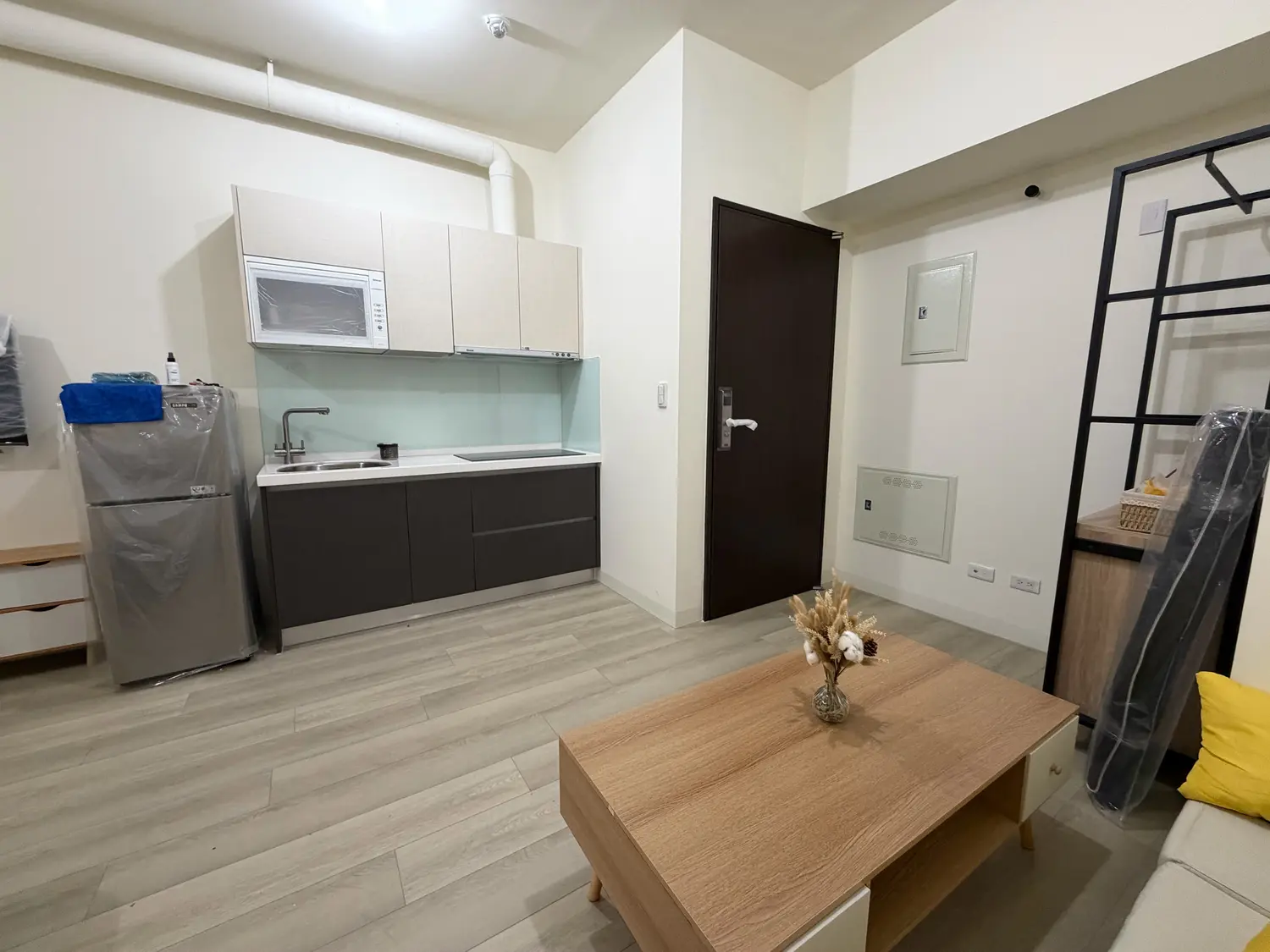 Studio apartment for rent in Zuoying District, Kaohsiung City | TWD 23 000 | 12 ping slide 2