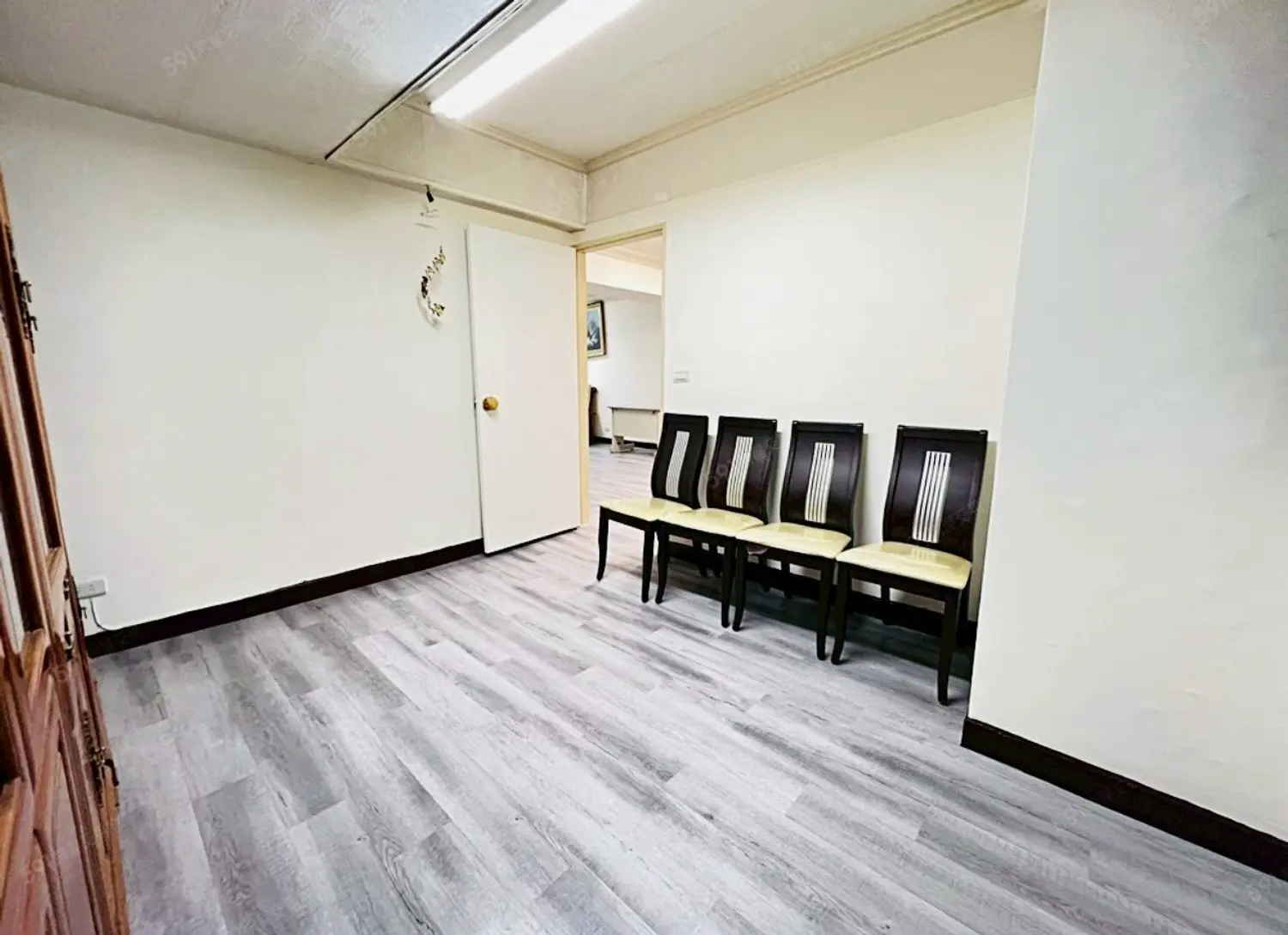 3 bedrooms apartment for rent TWD 45 000 - 29 ping - Songshan District,Taipei City slide 3