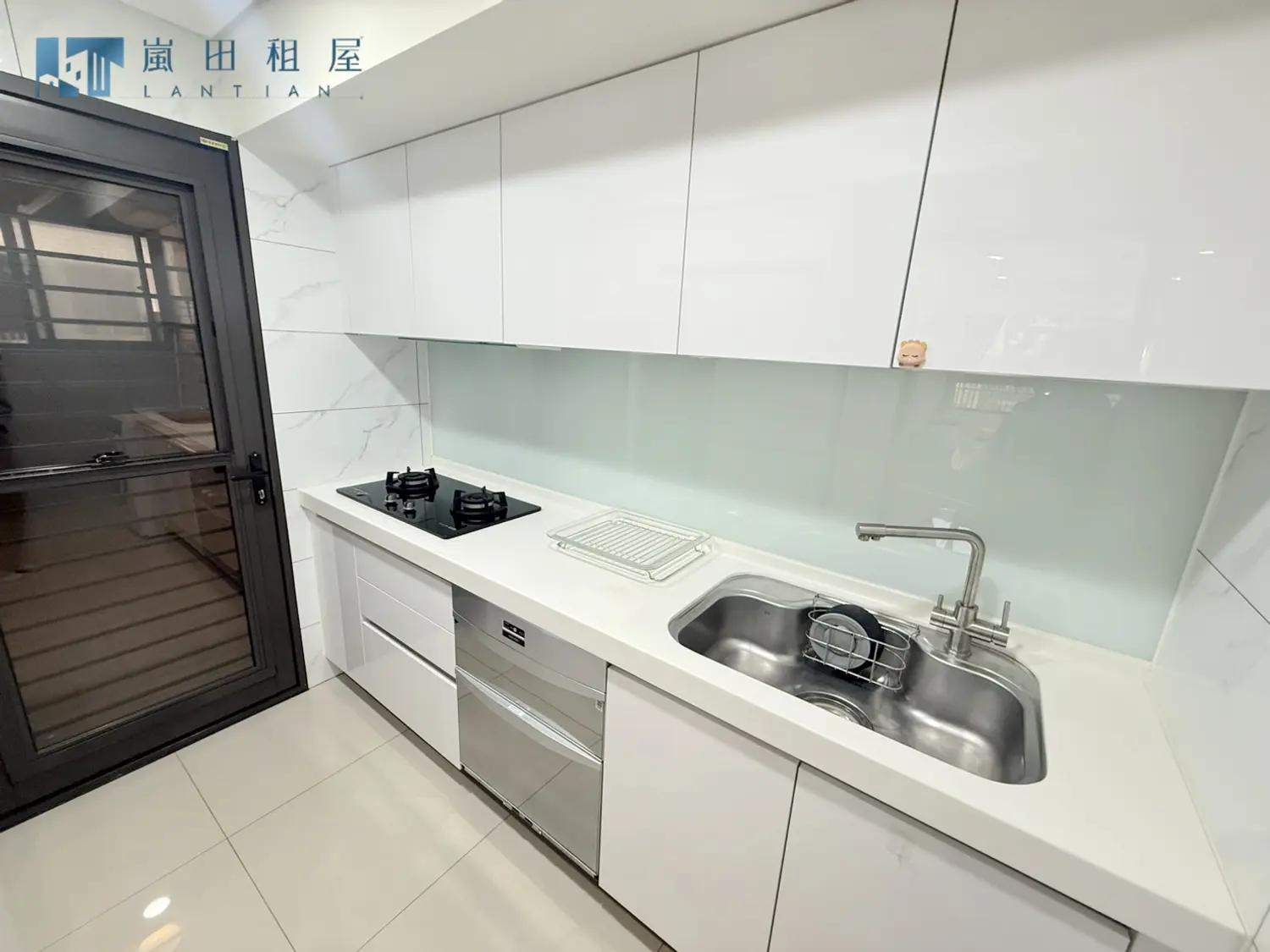 3 bedrooms apartment for rent TWD 24 000 - 27 ping - Qingshui District,Taichung City slide 3