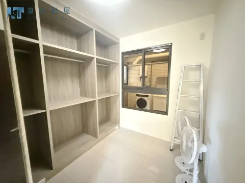 Apartment for rent TWD 24 000 - Section 3, Minzu Rd - 3 bedrooms