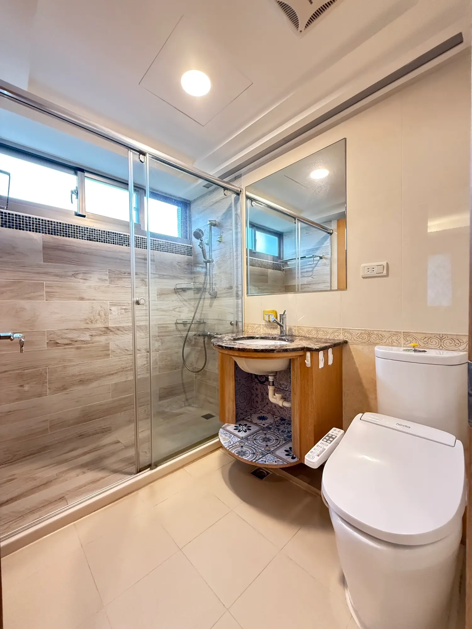 3 bedrooms apartment for sale TWD 5 280 000 - 26 ping - Songshan District,Taipei City slide 5