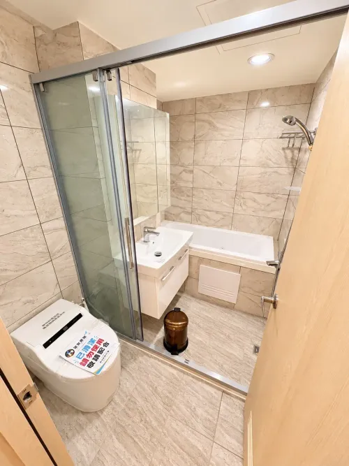 2 bedrooms apartment for rent in Xitun District, Taichung City | NT$ 28 000 | 15 ping slide 6