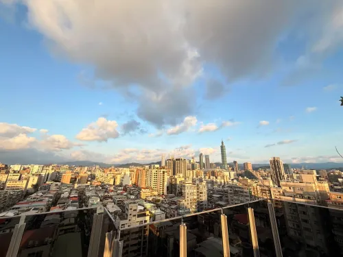 3 bedrooms apartment for sale in Songshan District, Taipei City | NT$ 81 880 000 | 22 ping slide 2