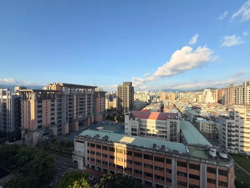 3 bedrooms apartment for sale in Songshan District, Taipei City | NT$ 81 880 000 | 22 ping slide 12