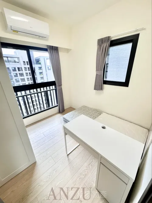 Apartment for rent TWD 45 000 - Section 3, Liming Rd - 3 bedrooms