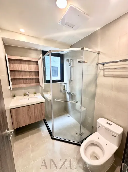 Apartment for rent TWD 45 000 - Section 3, Liming Rd - 3 bedrooms