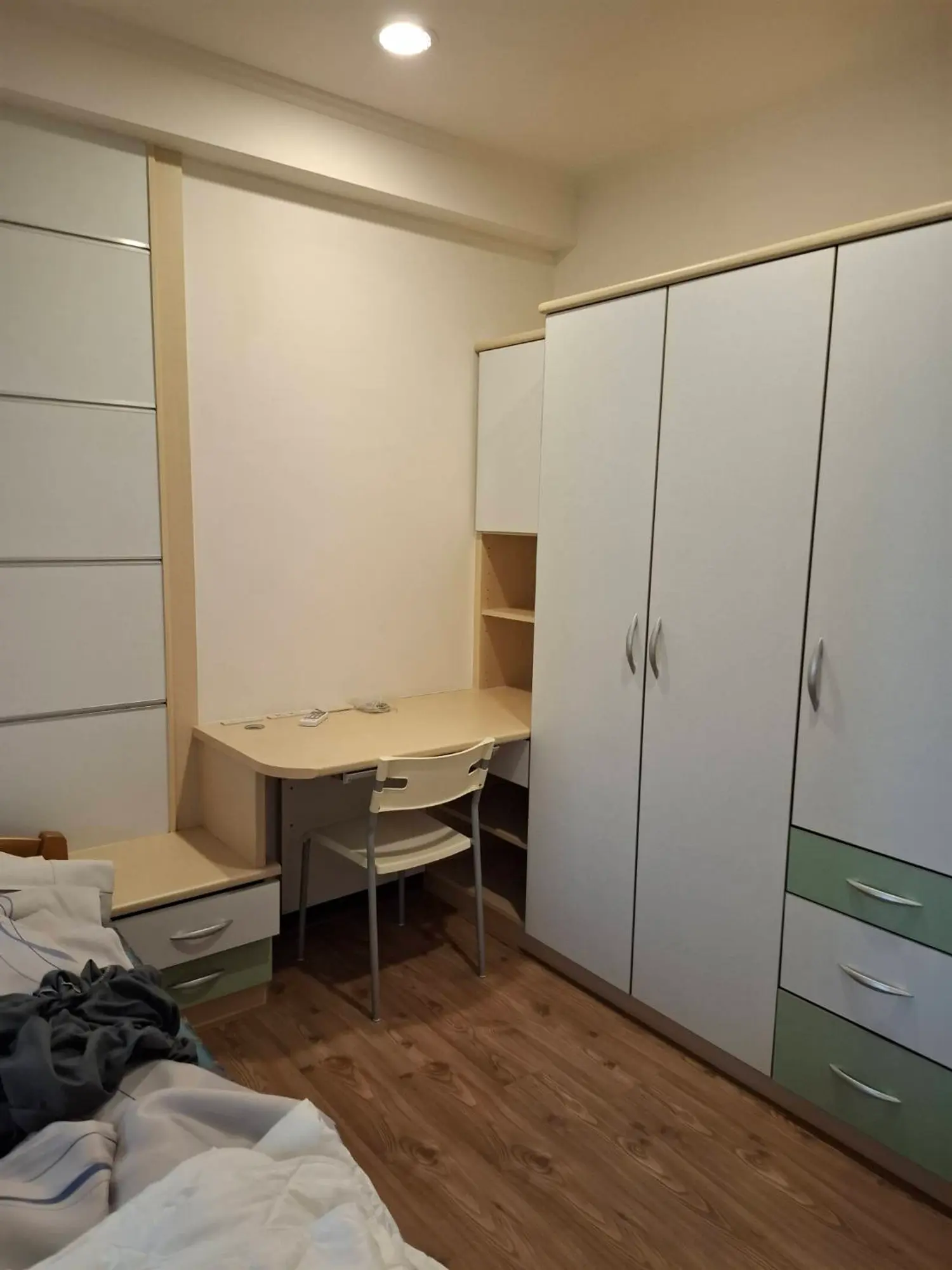 4 bedrooms apartment for rent TWD 37 000 - 35 ping - Cianjhen District,Kaohsiung City slide 6