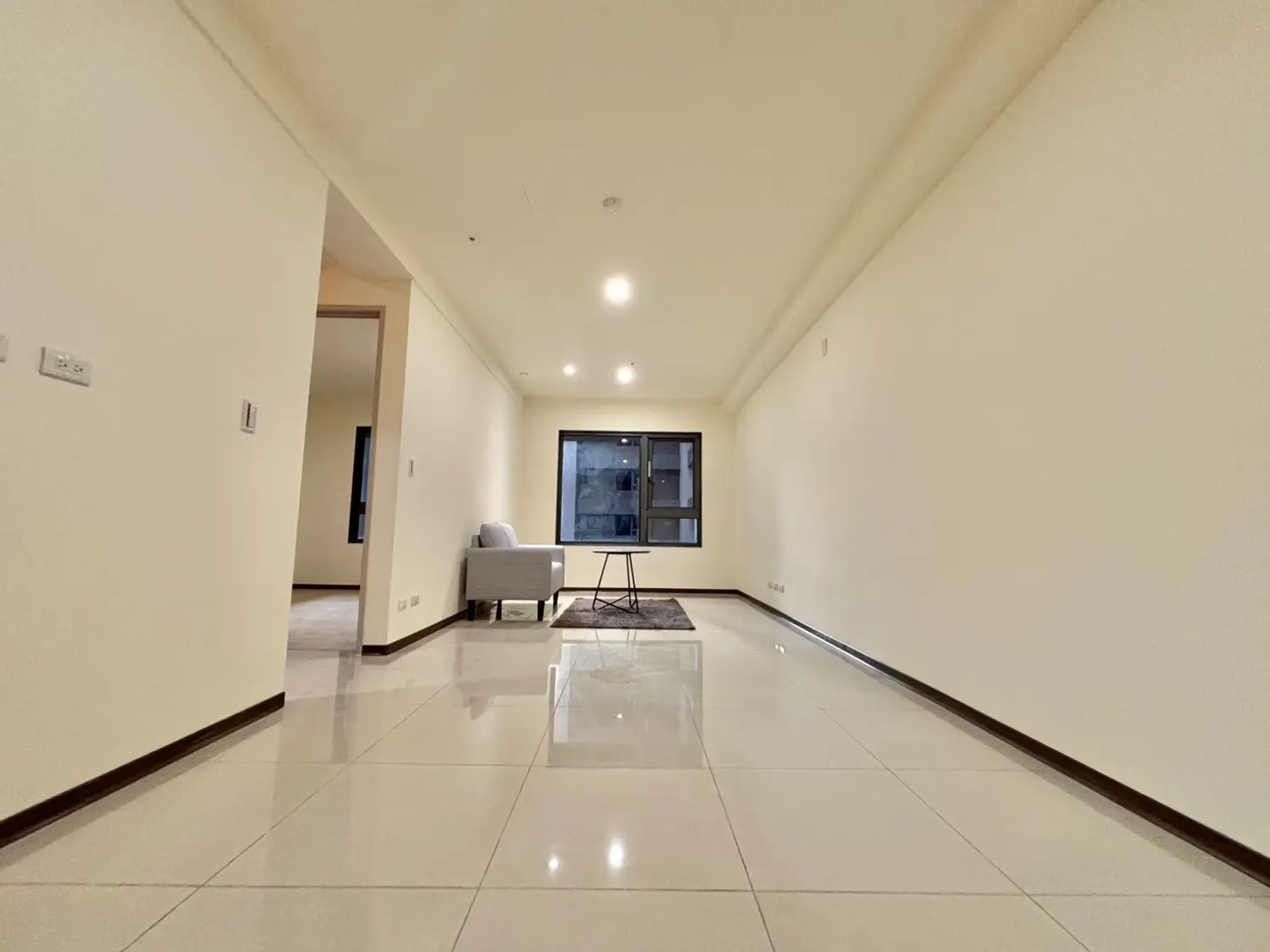 2 bedrooms apartment for rent TWD 33 000 - 20 ping - East District,Taichung City slide 7