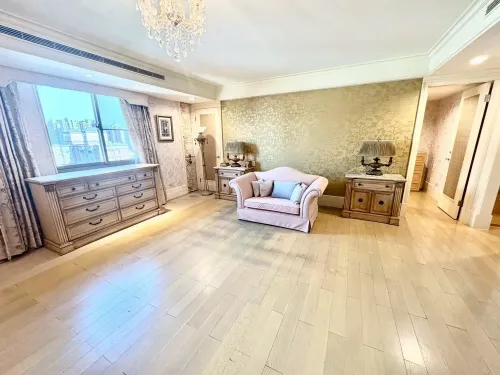 Apartment for rent TWD 105 300 - Zhongtai W Rd - 3 bedrooms