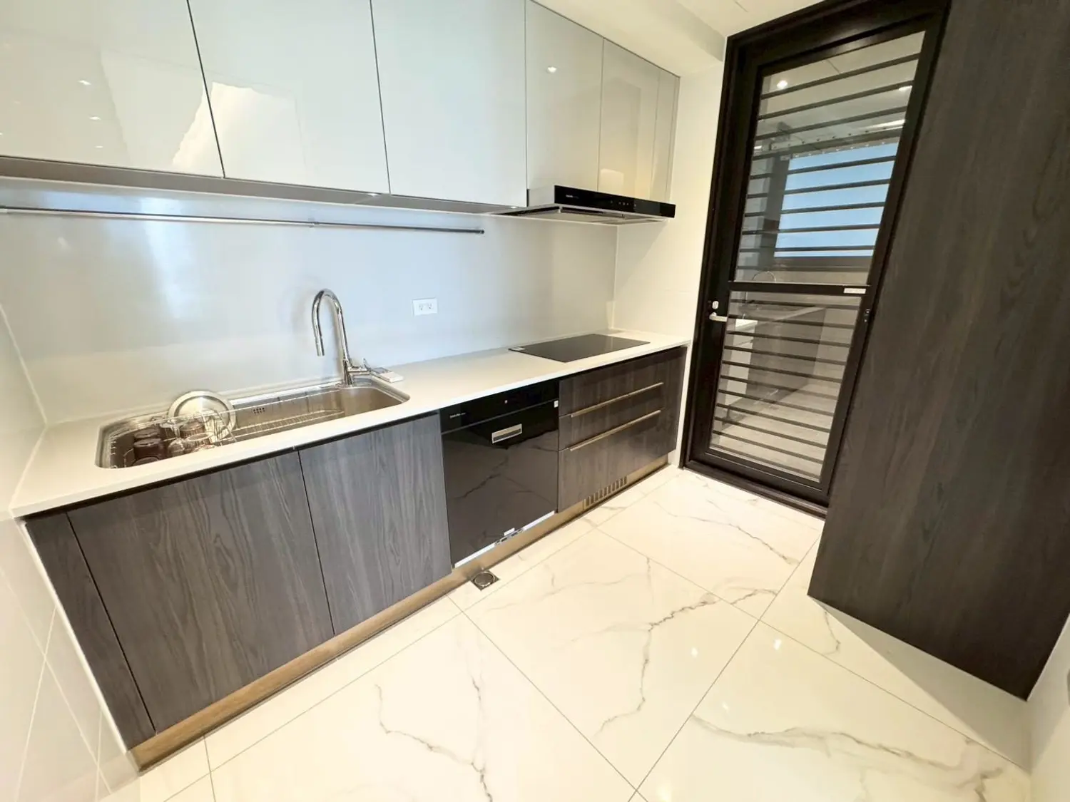 2 bedrooms apartment for rent TWD 40 000 - 25 ping - Beitun District,Taichung City slide 5