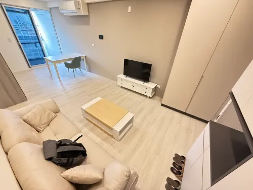 Apartment for rent TWD 38 000 - Jingmei St - 2 bedrooms