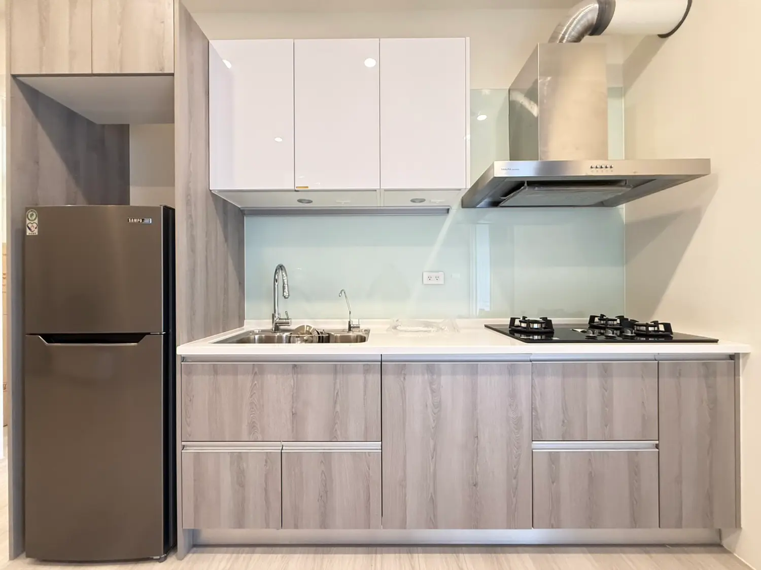 2 bedrooms apartment for rent TWD 38 000 - 25 ping - West District,Taichung City slide 5