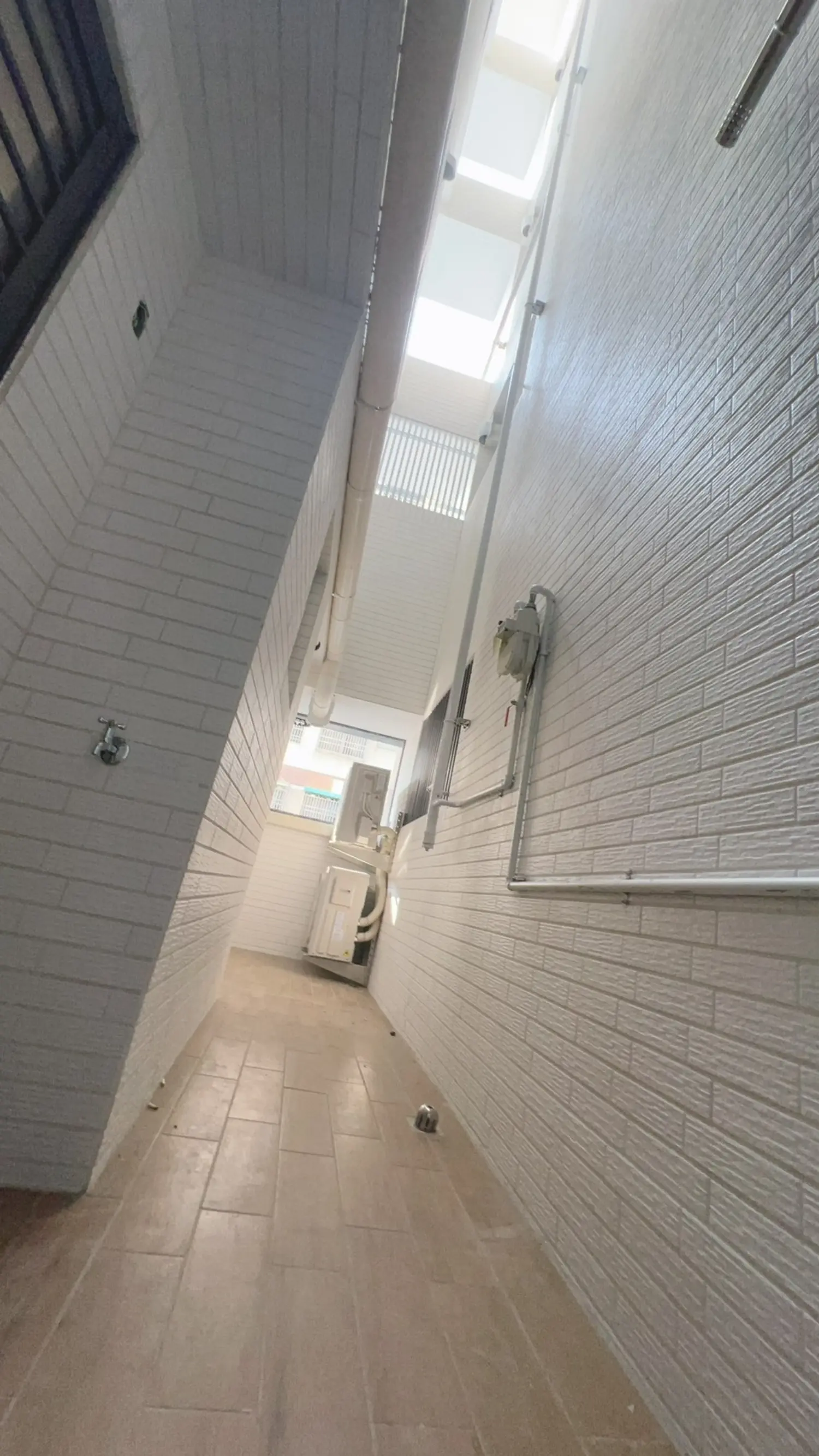 Office for rent TWD 20 000 - 19 ping - Fengshan District, Kaohsiung City slide 4