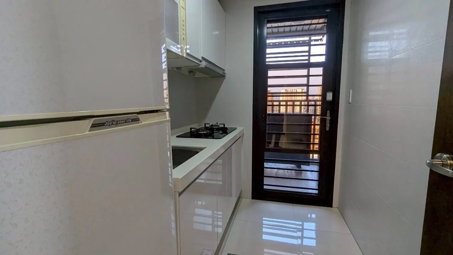 3 bedrooms apartment for rent TWD 40 000 - 25 ping - Xitun District,Taichung City slide 2
