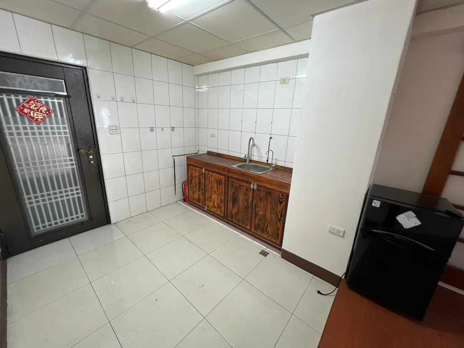 1 room apartment for rent TWD 13 000 - 12 ping - Sinsing District, Kaohsiung City slide 5