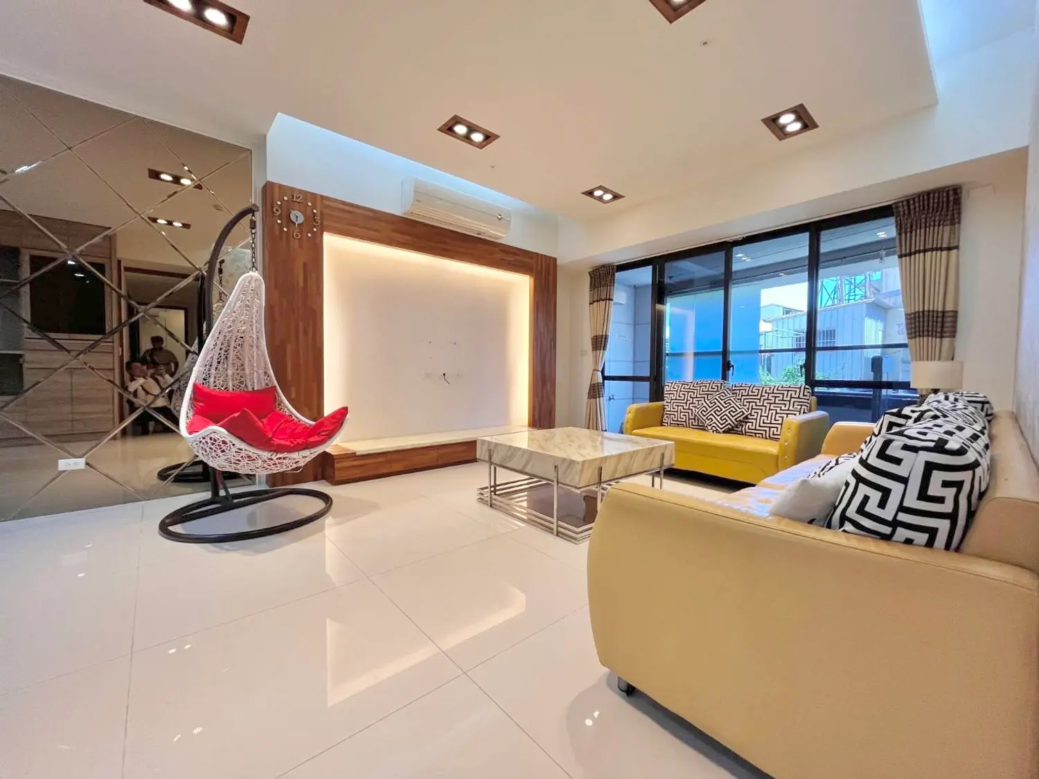 3 bedrooms apartment for rent TWD 35 000 - 61 ping - North District, Taichung City slide 1