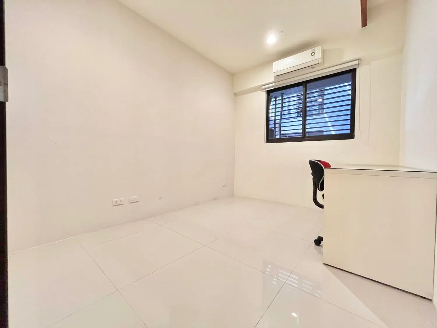 3 bedrooms apartment for rent TWD 35 000 - 61 ping - North District, Taichung City slide 8