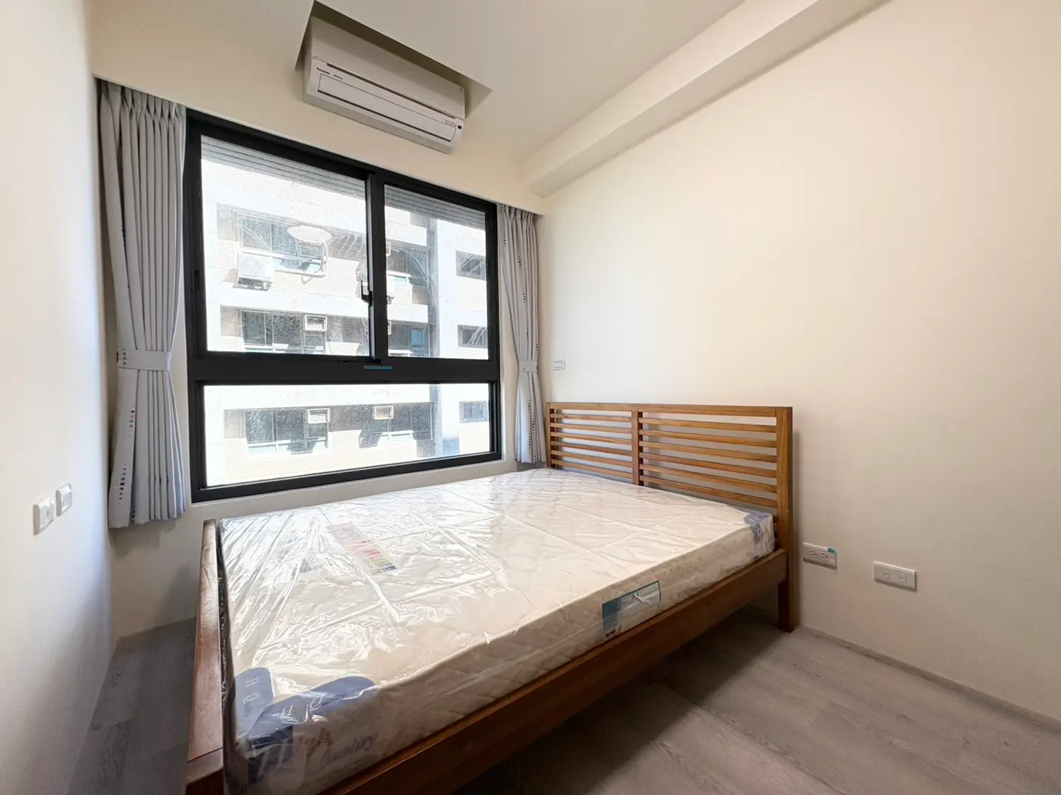 2 bedrooms apartment for rent TWD 18 000 - 15 ping - Dayuan District,Taoyuan City slide 9