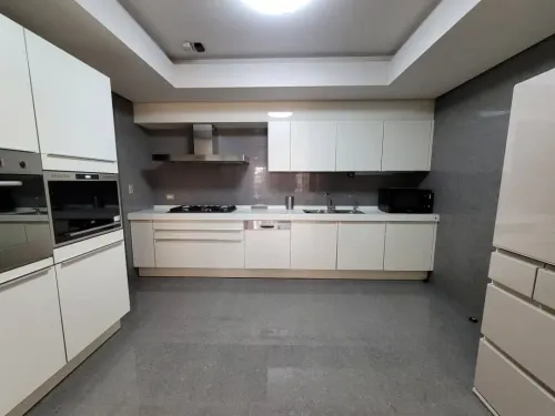 2 bedrooms apartment for rent in Xitun District, Taichung City | NT$ 68 000 | 47 ping slide 13