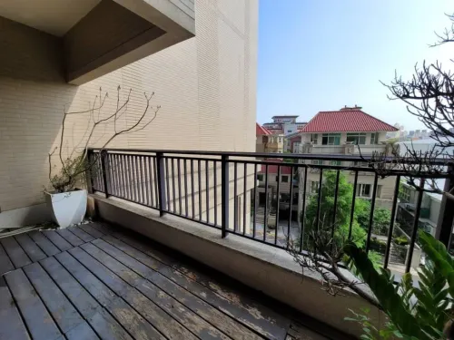 2 bedrooms apartment for rent in Xitun District, Taichung City | NT$ 68 000 | 47 ping slide 14