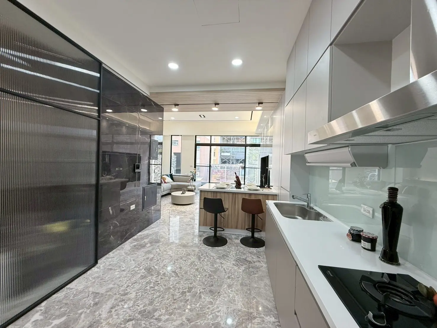 4 bedrooms townhouse for sale in East District, Tainan City | NT$ 45 800 000 | 60 ping slide 7