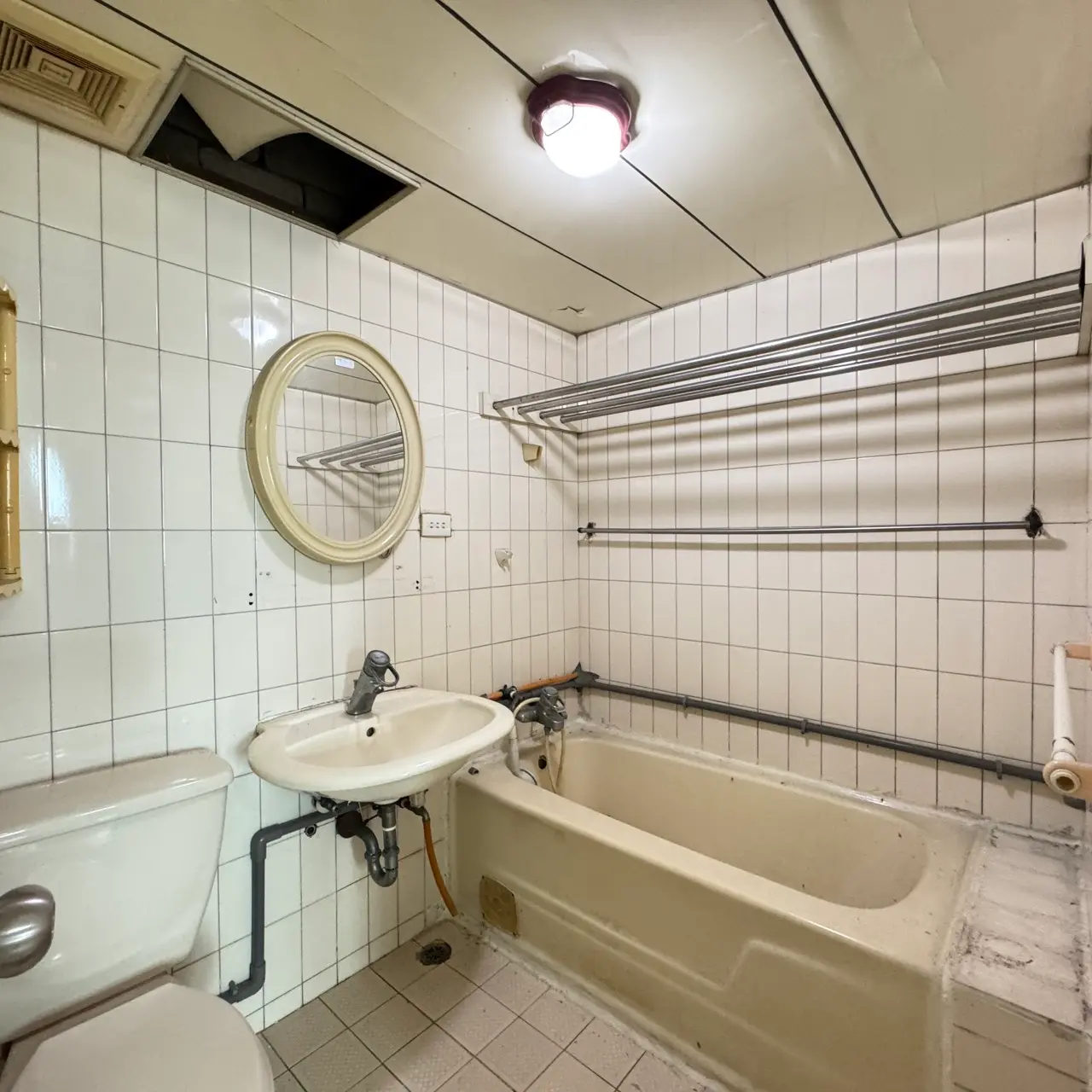 3 bedrooms apartment for sale in Songshan District, Taipei City | TWD 28 800 000 | 22 ping slide 6