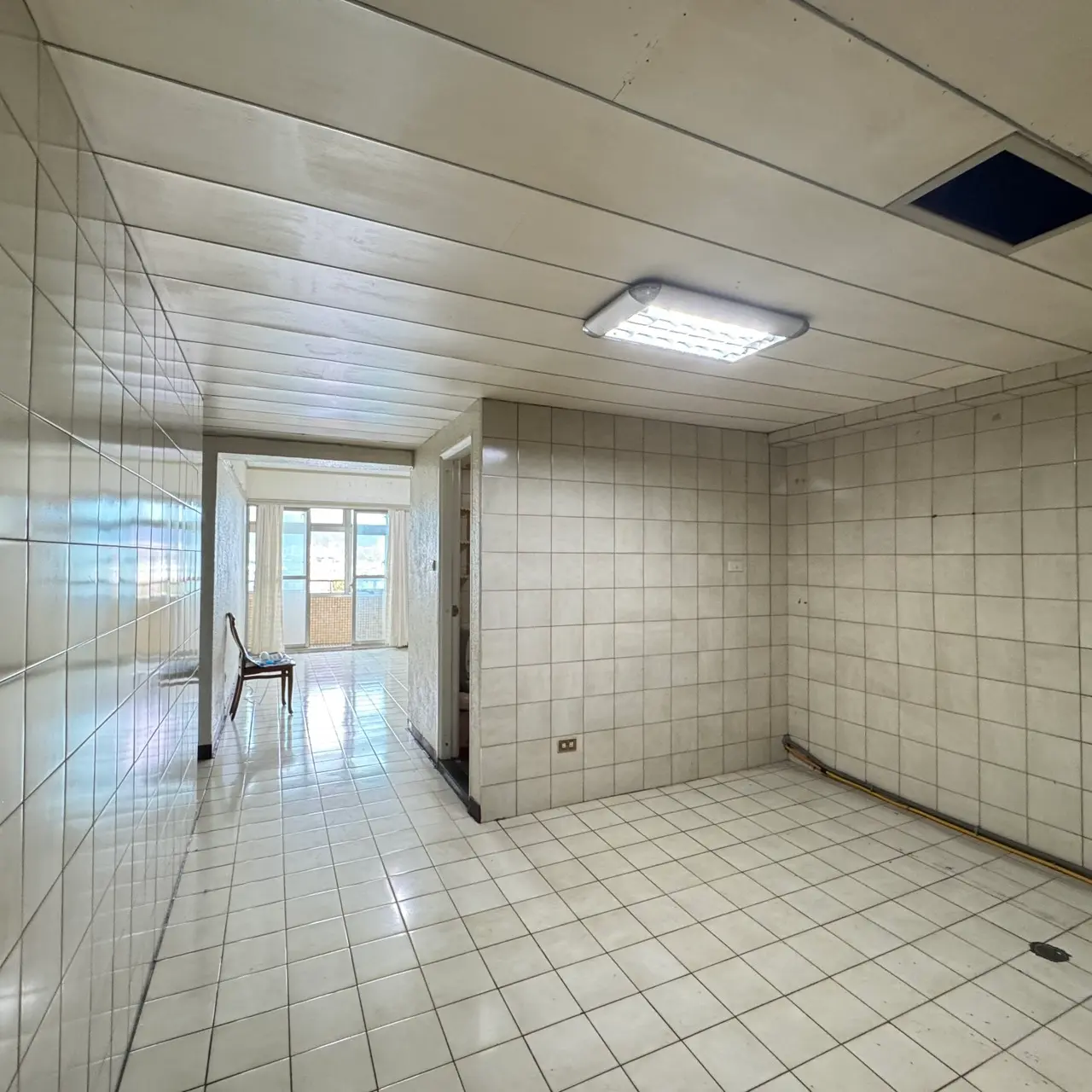 3 bedrooms apartment for sale in Songshan District, Taipei City | TWD 28 800 000 | 22 ping slide 3