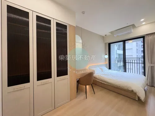 Apartment for rent TWD 33 900 - Section 2, Yonghua Road - 3 bedrooms