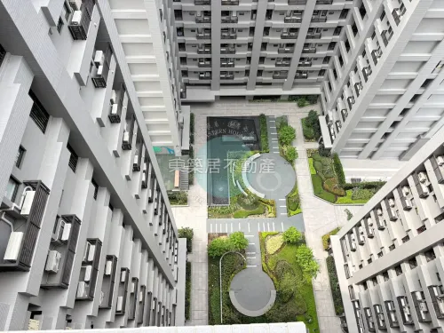 Apartment for rent TWD 33 900 - Section 2, Yonghua Road - 3 bedrooms