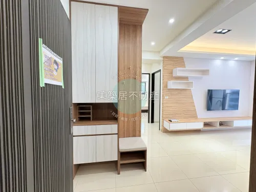 Apartment for rent TWD 39 000 - Section 2, Yonghua Road - 3 bedrooms