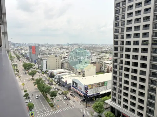 Apartment for rent TWD 39 000 - Section 2, Yonghua Road - 3 bedrooms