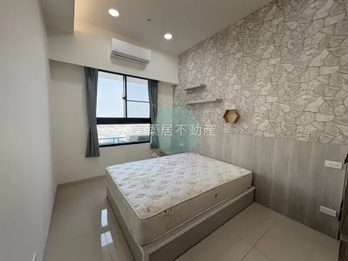 Apartment for rent NT$ 40 800 - Section 2, Yonghua Road - 3 bedrooms