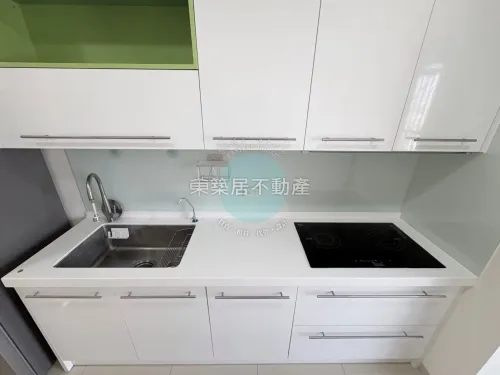 Apartment for rent NT$ 40 800 - Section 2, Yonghua Road - 3 bedrooms