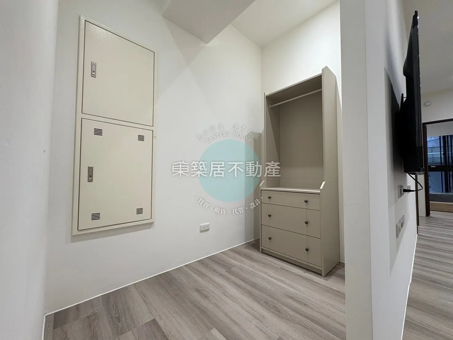 2 bedrooms apartment for rent in East District, Tainan City | NT$ 25 000 | 15 ping slide 10