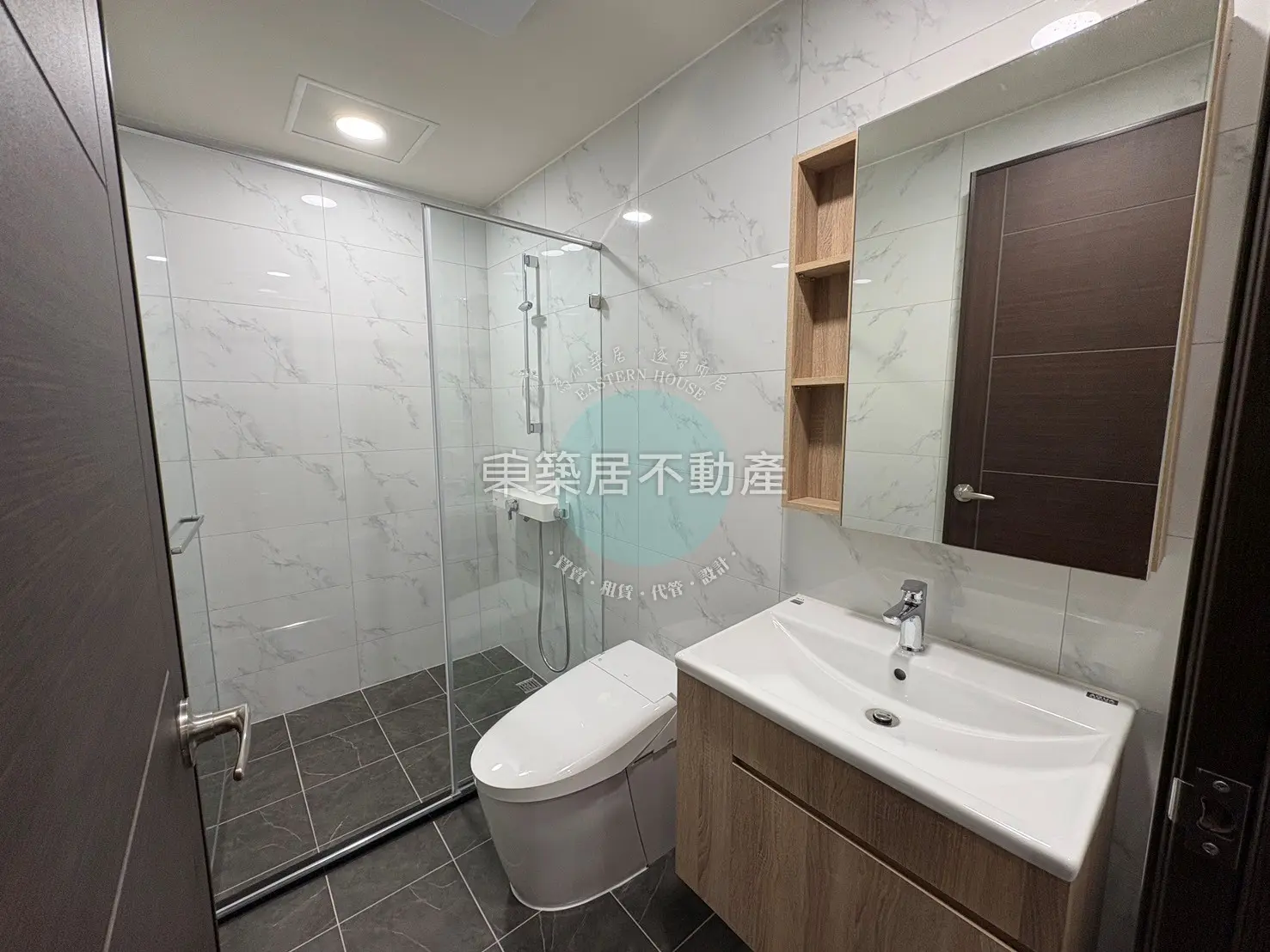 2 bedrooms apartment for rent in East District, Tainan City | NT$ 25 000 | 15 ping slide 7