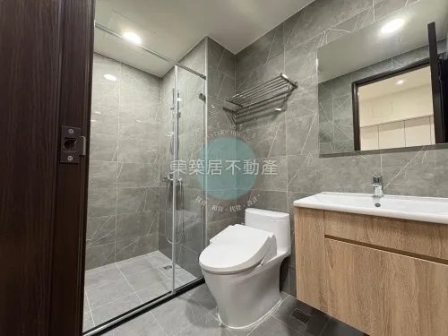 Apartment for rent NT$ 25 000 - Chongxian 1st Road - 2 bedrooms