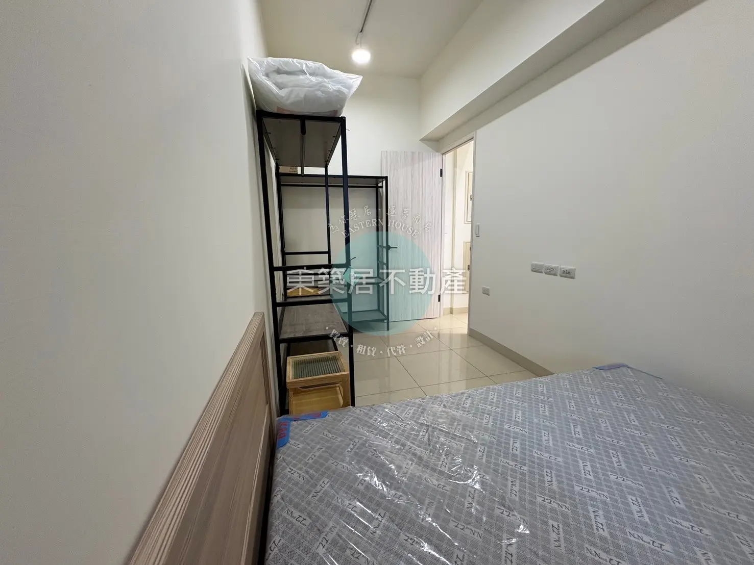 2 bedrooms apartment for rent in Anping District, Tainan City | NT$ 28 800 | 17 ping slide 12