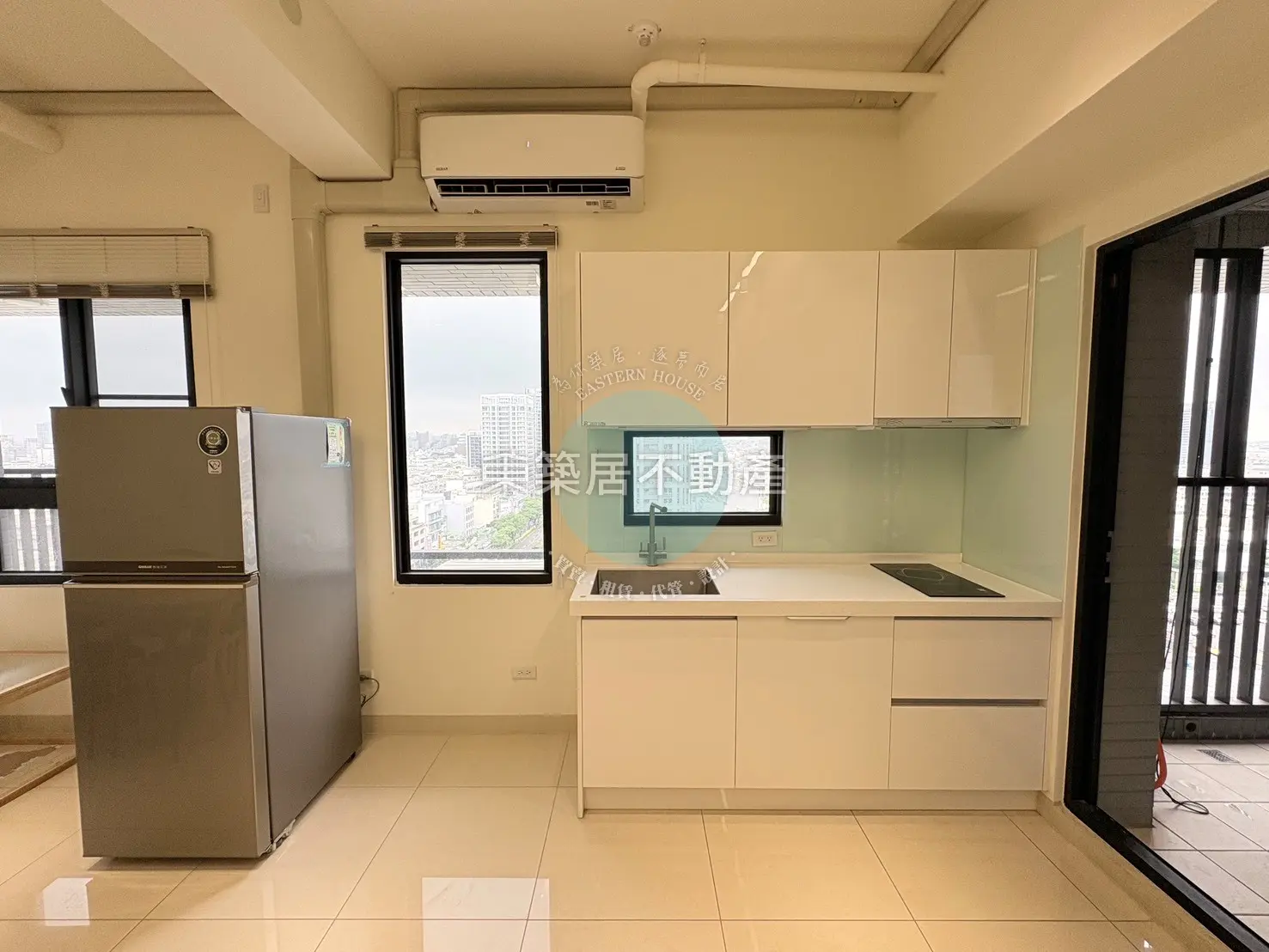 2 bedrooms apartment for rent in Anping District, Tainan City | NT$ 28 800 | 17 ping slide 5