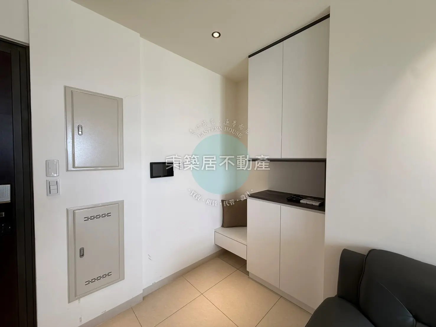 2 bedrooms apartment for rent in West Central District, Tainan City | NT$ 25 800 | 13 ping slide 3