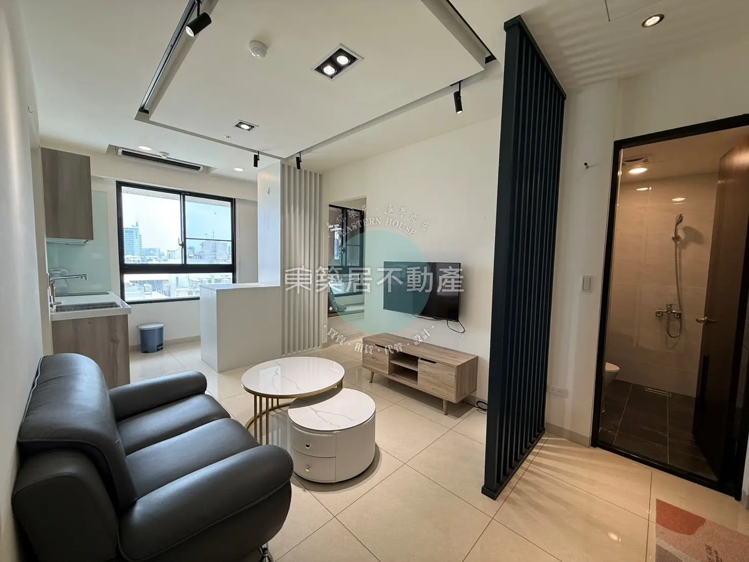 2 bedrooms apartment for rent in West Central District, Tainan City | NT$ 25 800 | 13 ping slide 0