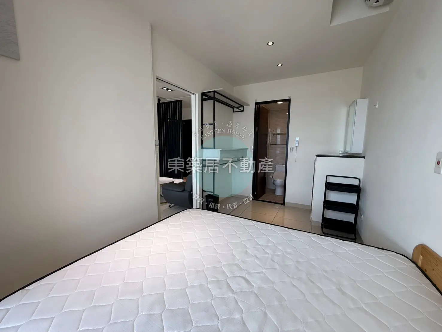 2 bedrooms apartment for rent in West Central District, Tainan City | NT$ 25 800 | 13 ping slide 8