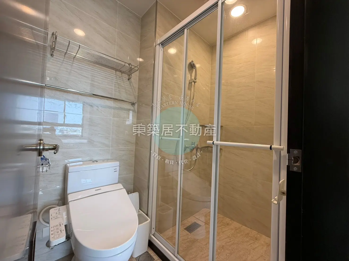 2 bedrooms apartment for rent in West Central District, Tainan City | NT$ 25 800 | 13 ping slide 10