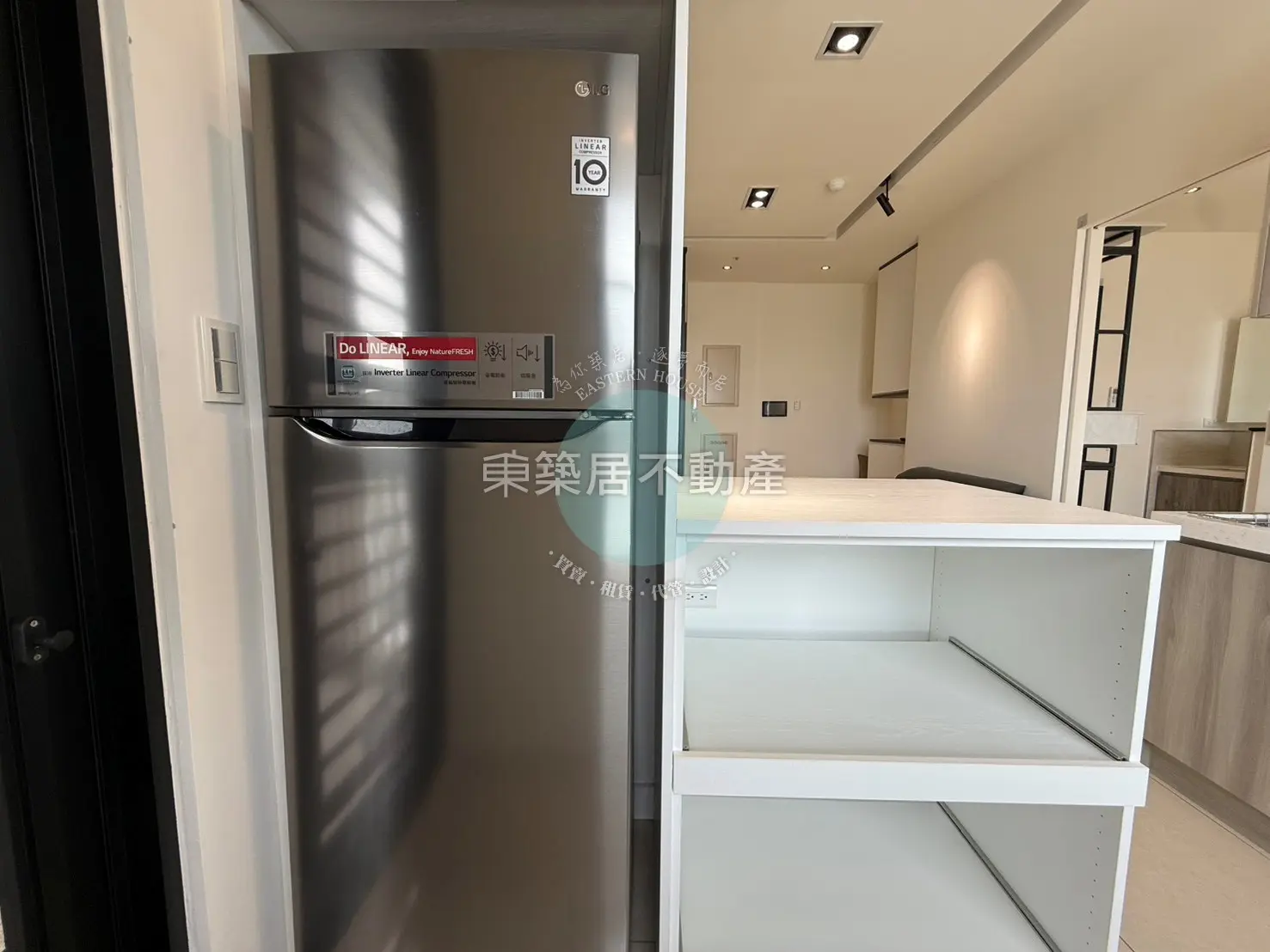 2 bedrooms apartment for rent in West Central District, Tainan City | NT$ 25 800 | 13 ping slide 6