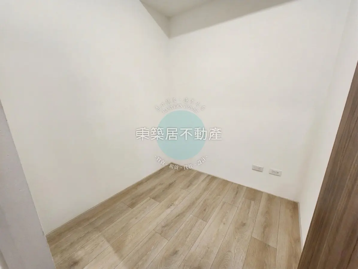 3 bedrooms apartment for rent in East District, Tainan City | NT$ 28 800 | 16 ping slide 11